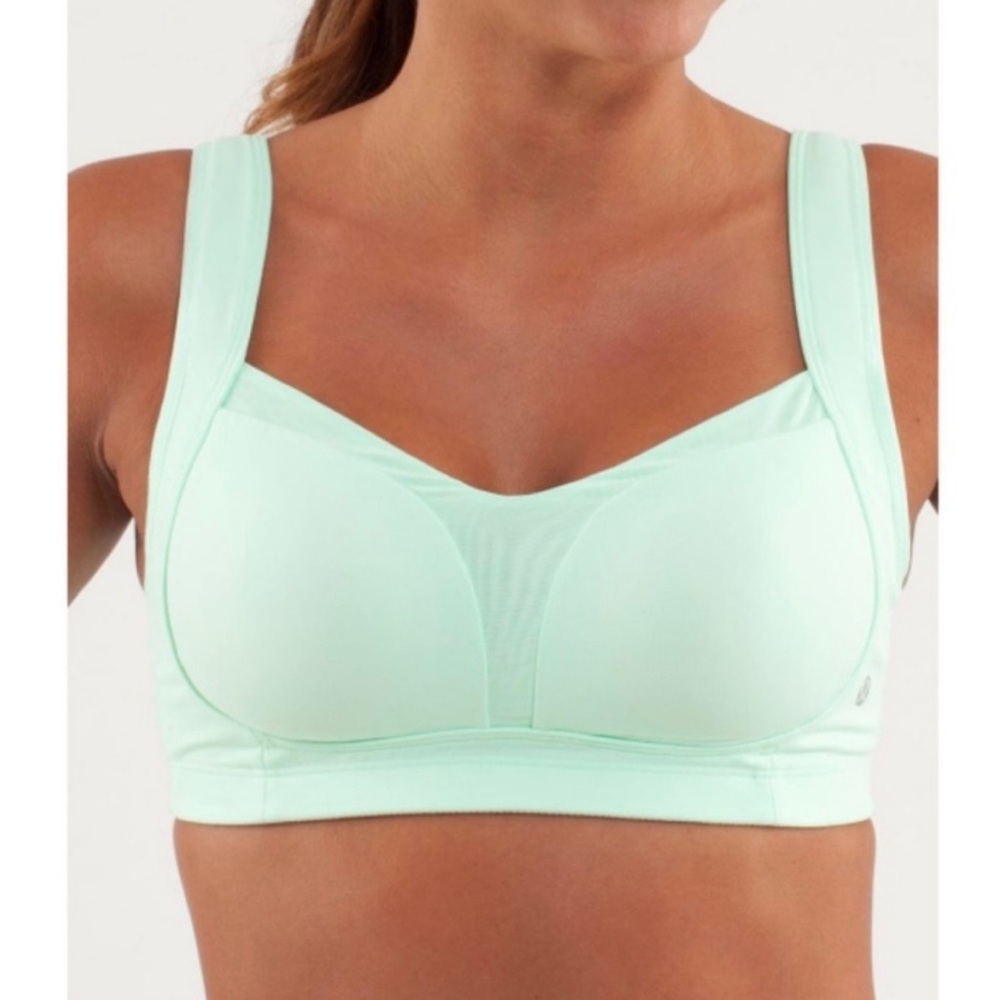 Lululemon TaTa Tamer Sports Bra